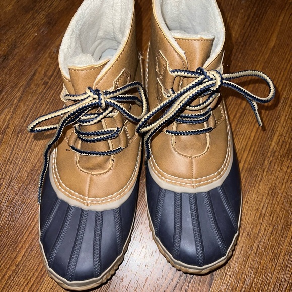 JBU Nala Tan & Navy Weatherproof Lace Up Faux Fur Lined Duck Boots Women Size 8 - Picture 7 of 12